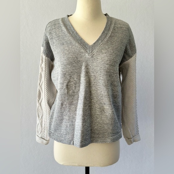 2 for $26 CAbi Fusion Sweatshirt Sweater Cable Knit Gray Drop Shoulder Medium - Picture 3 of 7